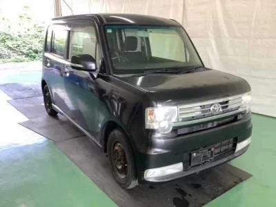 Toyota PIXIS SPACE