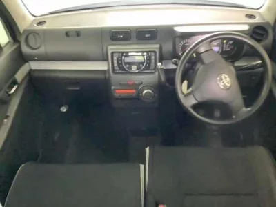 Toyota PIXIS SPACE