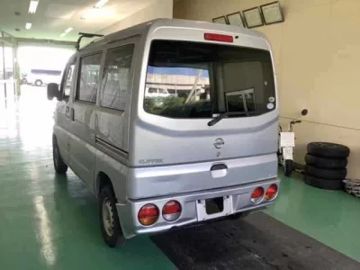 Nissan CLIPPER VAN