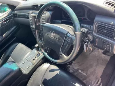 Toyota CROWN ESTATE