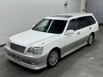 Toyota CROWN ESTATE