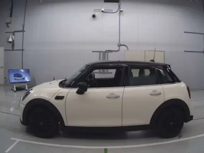 BMW MINI