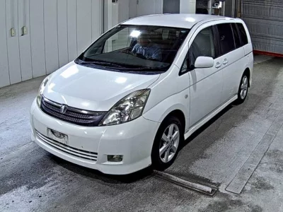 Toyota ISIS