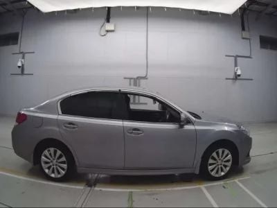 Subaru LEGACY B4