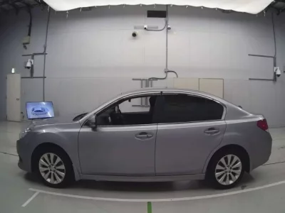 Subaru LEGACY B4