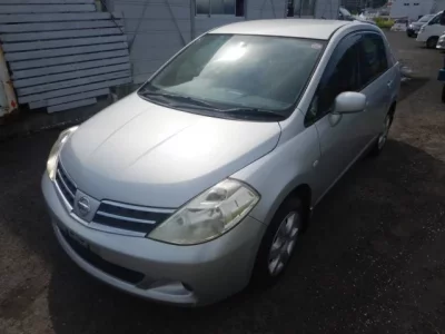Nissan TIIDA LATIO