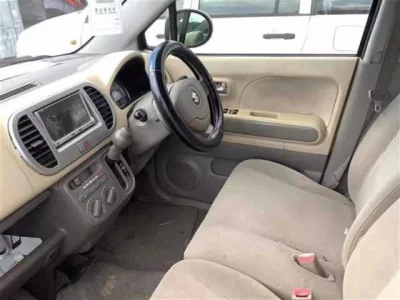 Suzuki MRWAGON