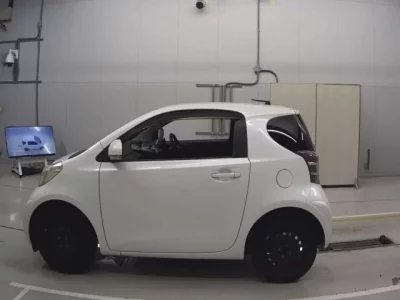 Toyota IQ