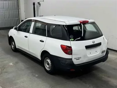 Nissan AD
