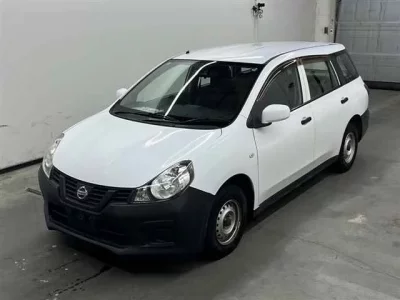 Nissan AD