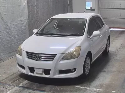 Toyota BLADE