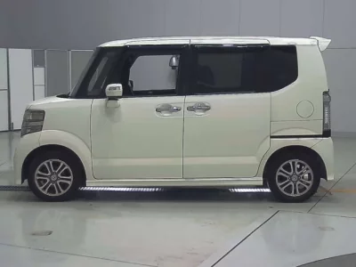 Honda N BOX PLUS