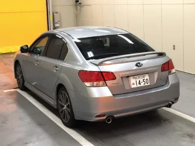Subaru LEGACY B4