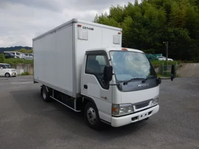 Isuzu ELF