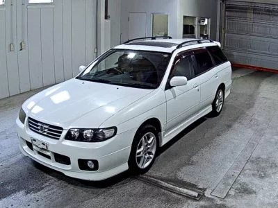 Nissan AVENIR WAGON