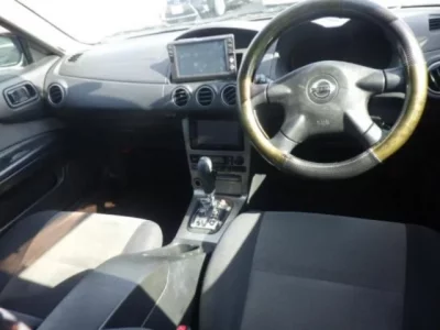 Nissan AVENIR WAGON