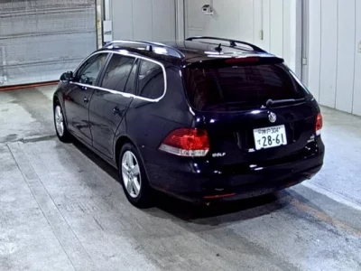 Volkswagen GOLF VARIANT