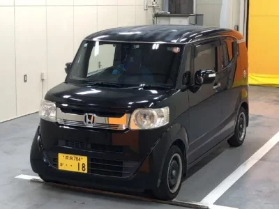 Honda N BOX SLASH