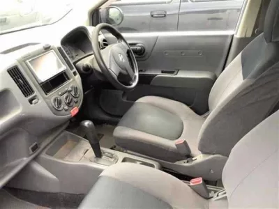 Nissan AD