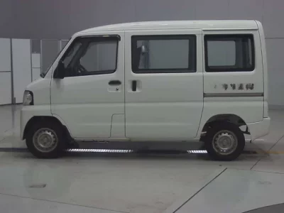 Nissan CLIPPER VAN