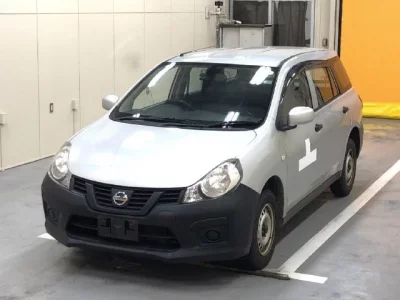 Nissan AD