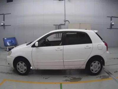 Toyota COROLLA RUNX