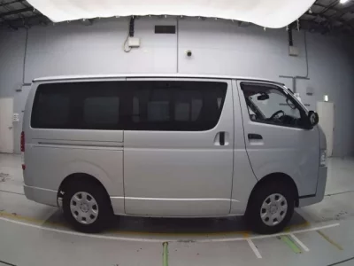Toyota REGIUS ACE VAN