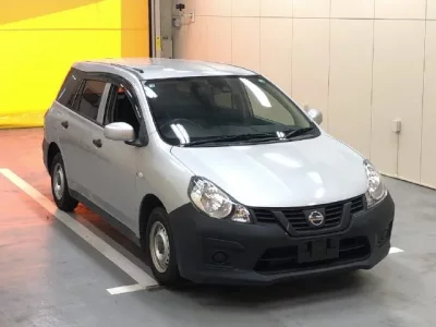 Nissan AD