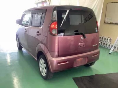Suzuki MRWAGON