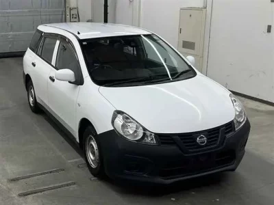 Nissan AD