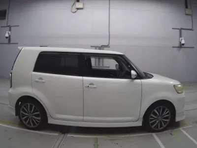 Toyota COROLLA RUMION