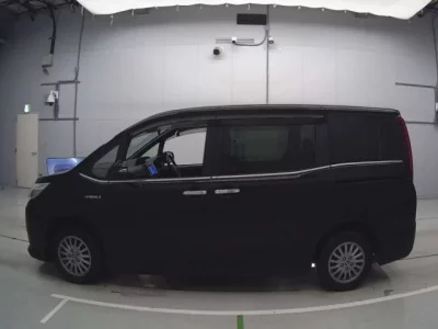 Toyota ESQUIRE