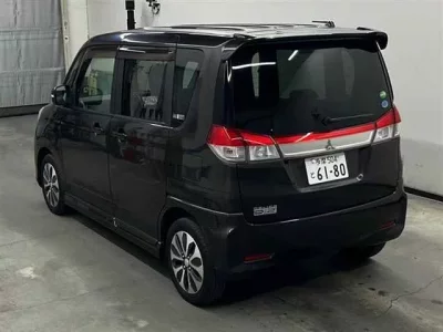 Mitsubishi DELICA D2