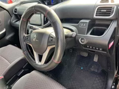 Mitsubishi DELICA D2
