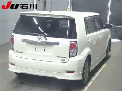 Toyota COROLLA RUMION
