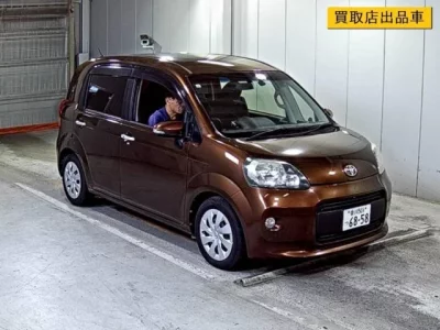 Toyota PORTE