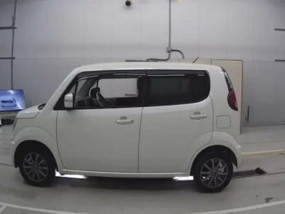 Suzuki MRWAGON