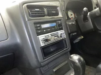 Nissan STAGEA