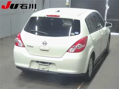 Nissan TIIDA