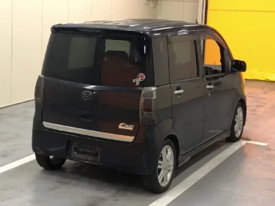 Daihatsu TANTO EXE