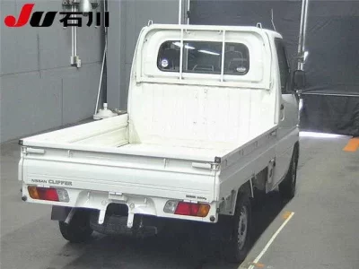 Nissan CLIPPER TRUCK