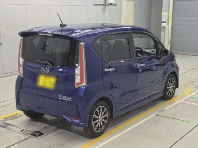 Subaru STELLA