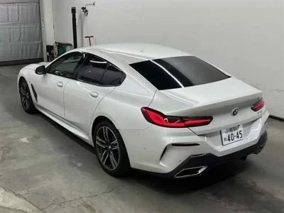 BMW 8-Series