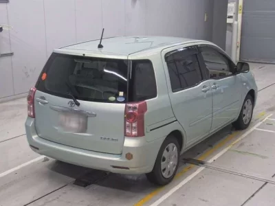 Toyota RAUM