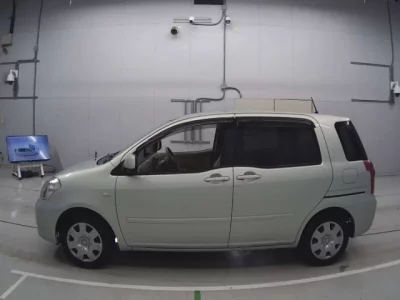 Toyota RAUM