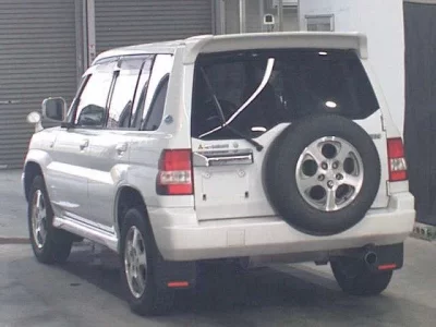 Mitsubishi PAJERO IO