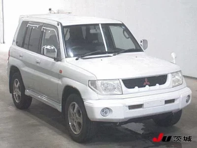 Mitsubishi PAJERO IO