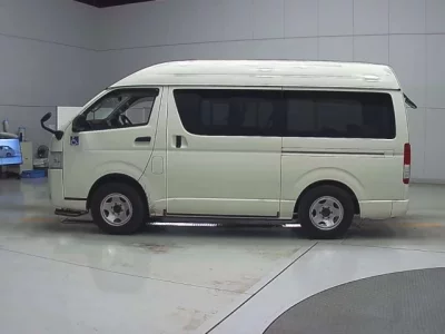 Toyota REGIUS ACE VAN