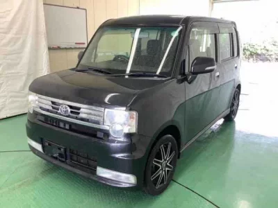 Toyota PIXIS SPACE