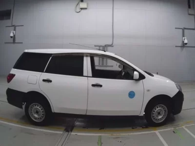 Mitsubishi LANCER VAN